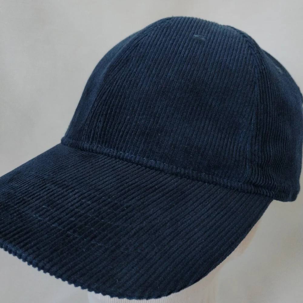 None / Unsure outdoors sporty breathable